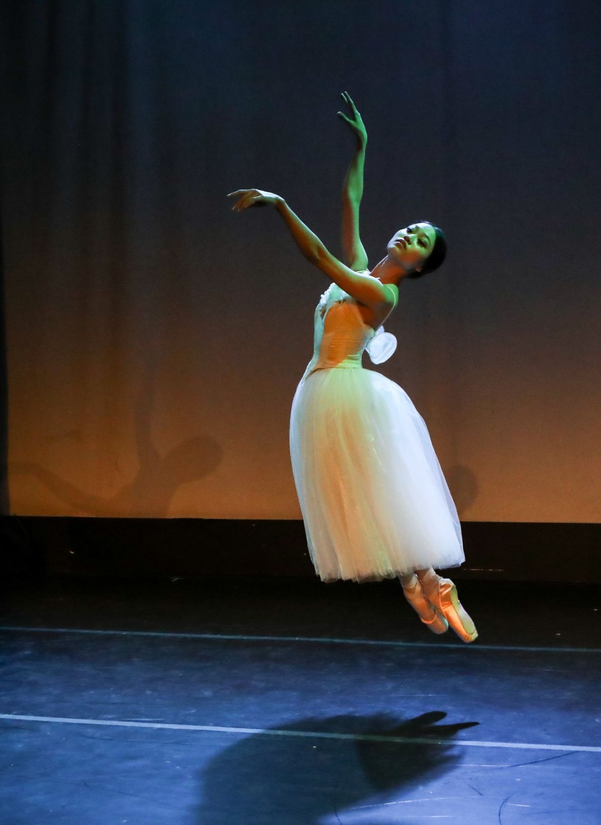 Yoshiko Kamikusa "Giselle Pas de Deux" Choreography by Jean Corelli